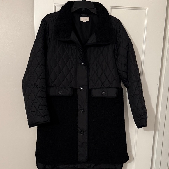 LOFT Jackets & Blazers - LOFT Black Quilted Puffer Jacket